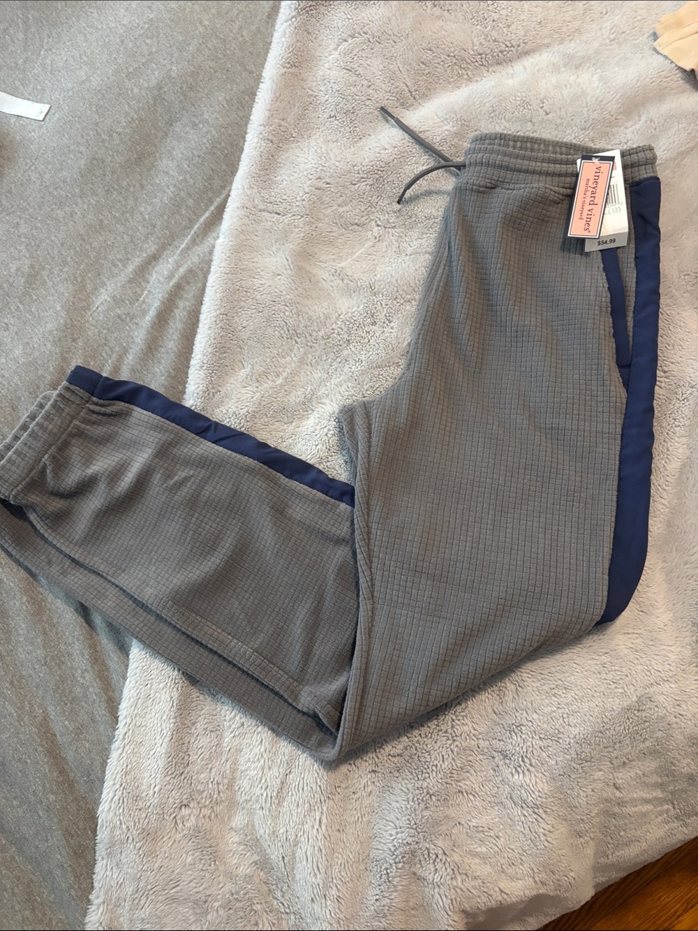 NWT Boys Vineyard Vines Grey Fleece Joggers with Navy Side Stripe Size XL (18)